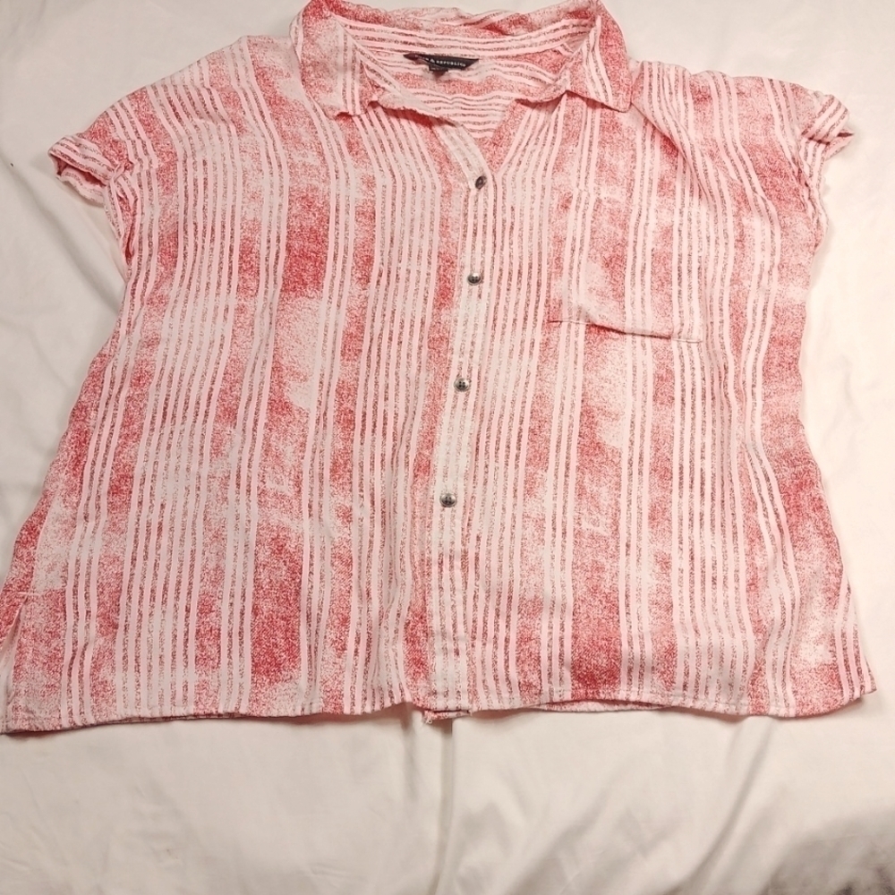 Rock & Republic women's large sided blouse